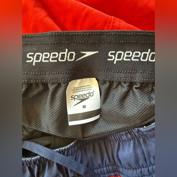 Speedo Swim Trunks UPF 50+ Stretch Men's M Elastic Waist Lining Red Blue - Picture 7 of 7